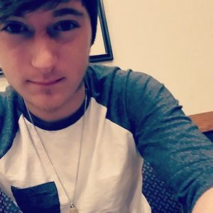 Meet your Posher, Alec